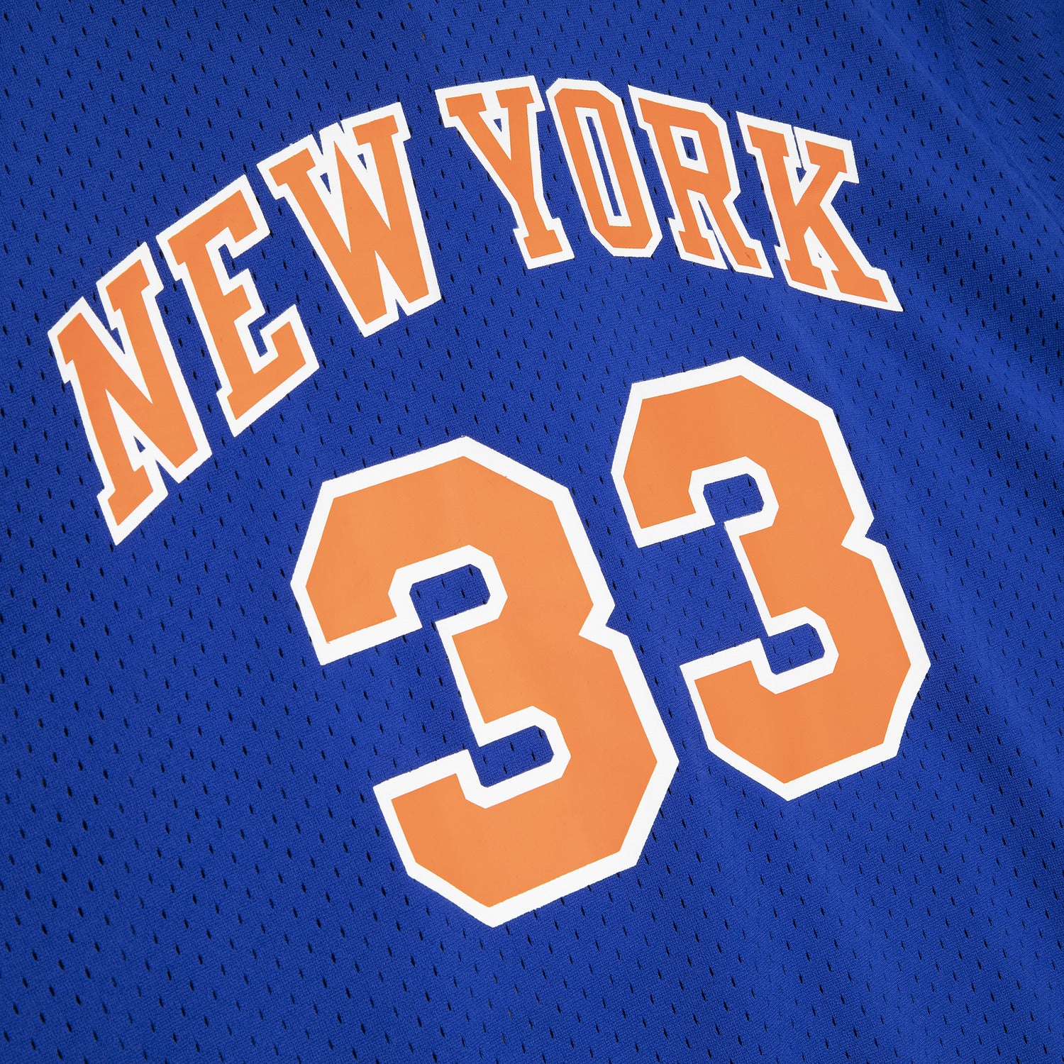 Mitchell & Ness Knicks 1996 Ewing Mesh Short Sleeve Hood - Image 3