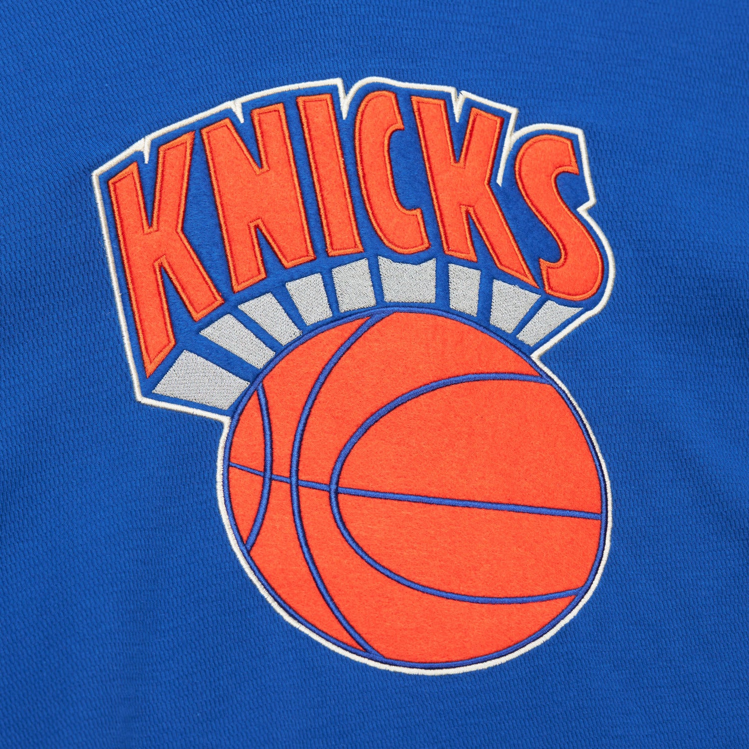 Mitchell & Ness Knicks Vintage Logo Lightweight Thermal Hoodie - Image 3