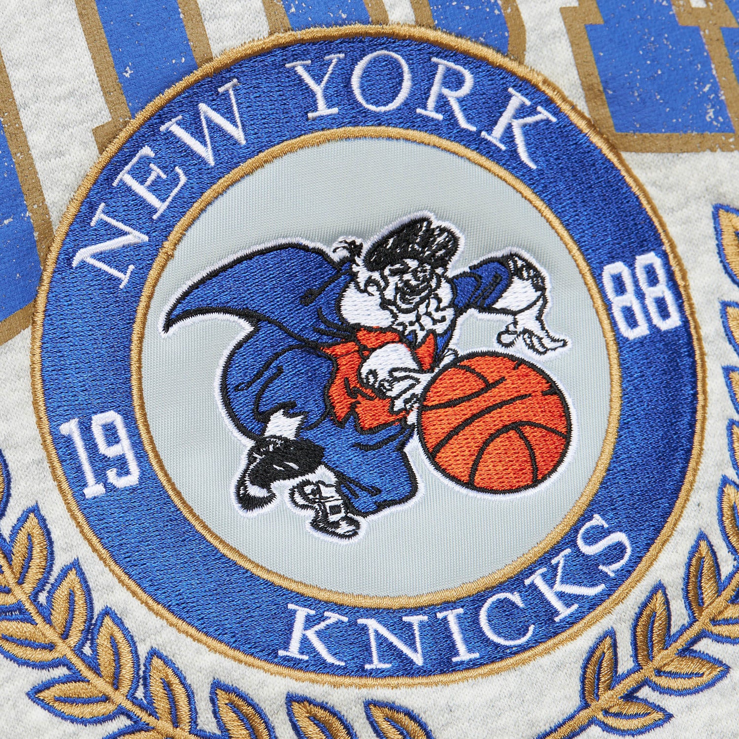 Mitchell & Ness Knicks Vintage Premium Fleece Crew - Image 4