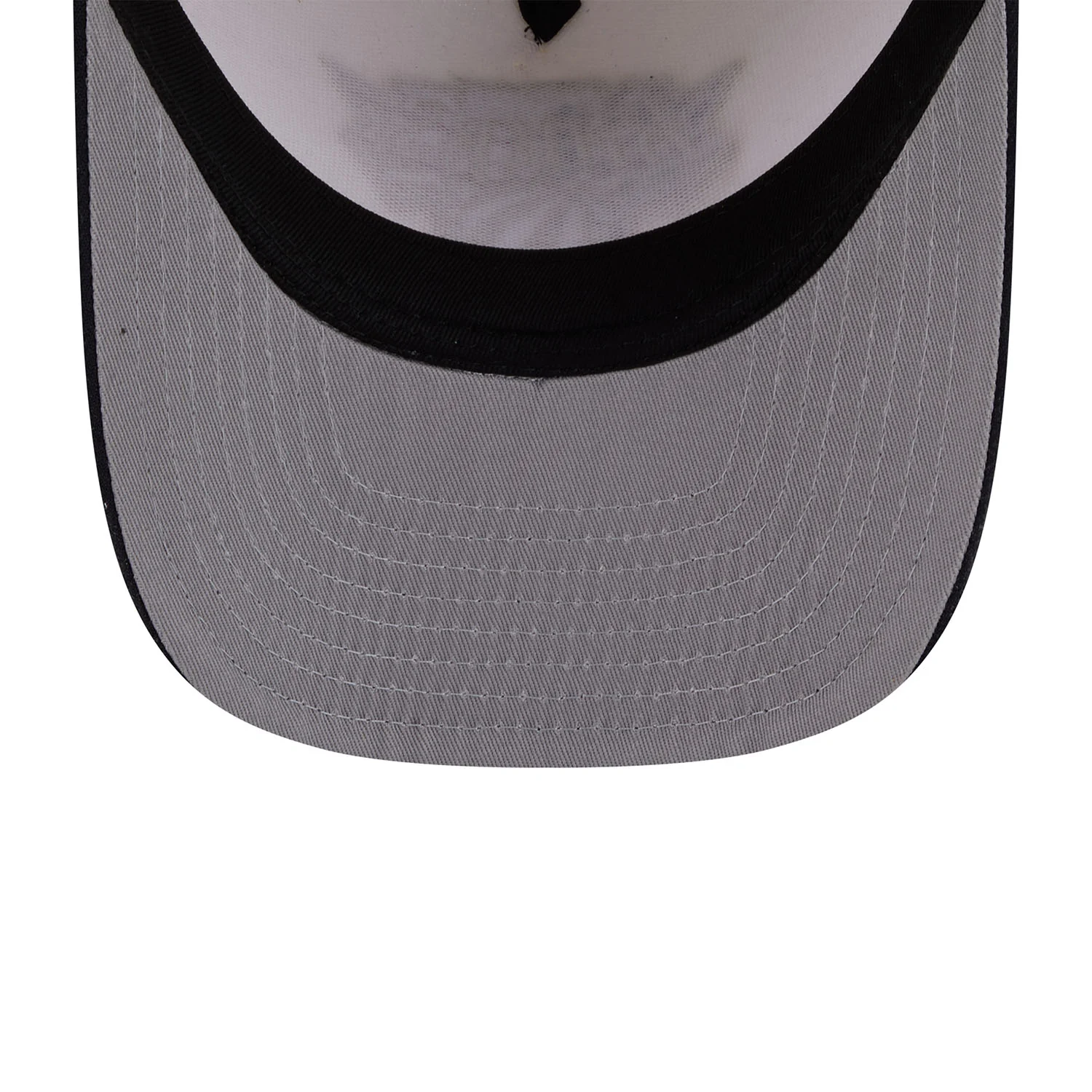 New Era Knicks Two Tone American Flag Logo 950 A Frame Snapback - Image 7