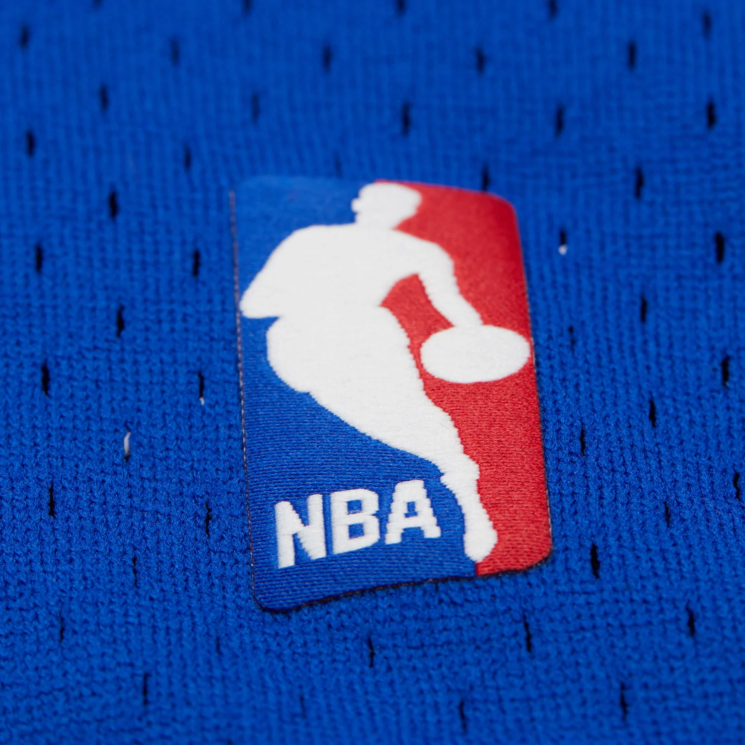 Mitchell & Ness Knicks Carmelo Anthony 2010 Swingman Jersey - Image 6