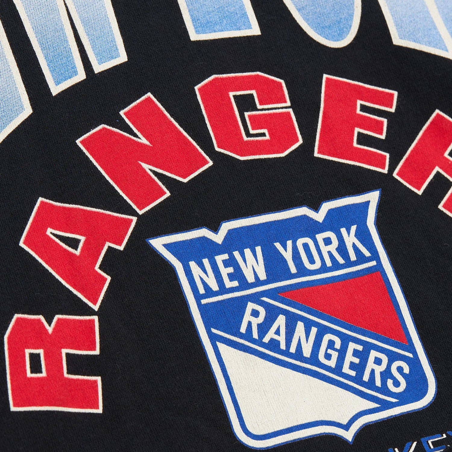 Women's Mitchell & Ness Rangers Boxy Longsleeve Crop Crew - Image 5