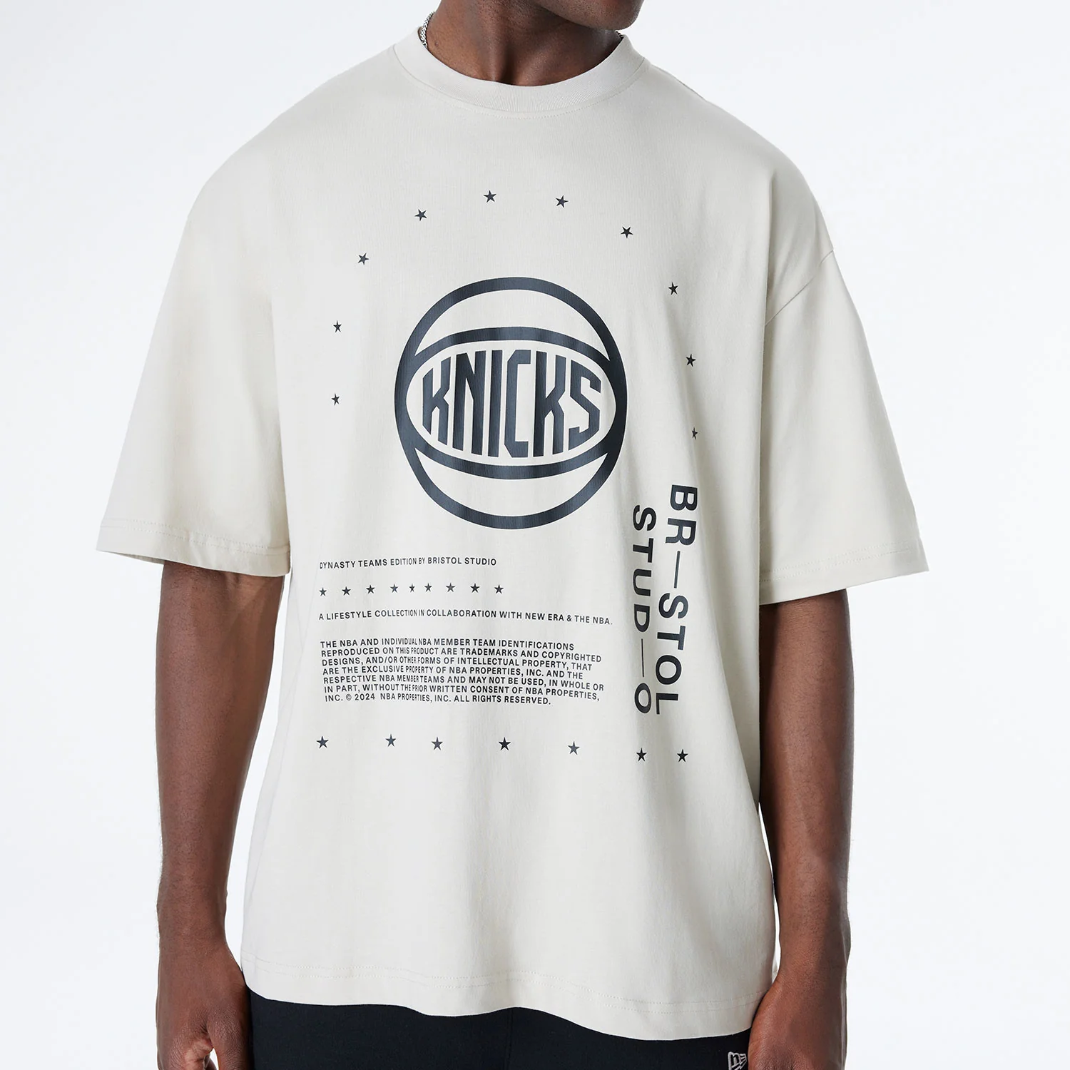 New Era Knicks Bristol Studios Stone Tee - Image 3